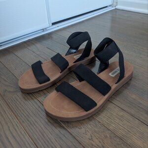 Steve Madden Black Raffy Sandal, Women's Size 8.5